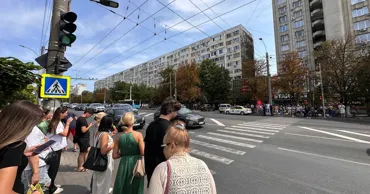 Noi semafoare la o intersecție aglomerată din sectorul Râșcani al Capitalei
