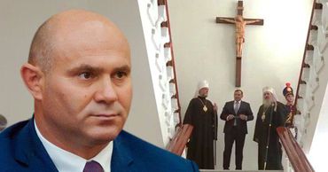 Войку оставит распятие, установленное Нэстасе в здании МВД.