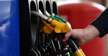 Топливо продолжает стремительно дорожать: бензин на 38 банов, дизель на 71 бан