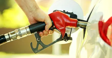 Минэнерго США: Цена на бензин будет расти еще несколько недель