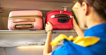 UE discută introducerea unei taxe pentru bagajele de mână la bordul aeronavelor