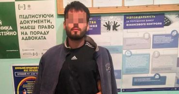 На Украине задержали молдаванина, который бросил гранату в толпу.