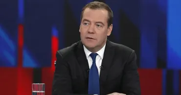 Медведев: Разрешение НАТО сбивать российские БПЛА означало бы войну с Россией