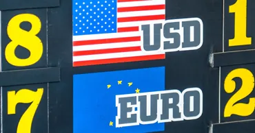 Curs valutar 4 septembrie 2026: Cât valorează un euro și un dolar