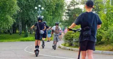Жители Бухареста не могут ездить на электросамокатах, электровелосипедах по паркам