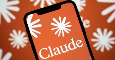 Разработчик ИИ-модели Claude тайно скупал и уничтожал миллионы книг
