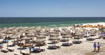O plajă populară din Bulgaria a fost închisă din cauza contaminării cu E. coli