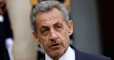 Sarkozy a fost eliberat anticipat, iar brățara electronică i-a fost scoasă din cauza vârstei