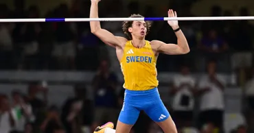 Un campion olimpic suedez a doborât pentru a 14-a oară recordul mondial
