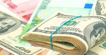 Curs valutar 12 septembrie 2026: Cât valorează un euro și un dolar