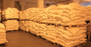 Importurile de zahăr, limitate pentru intermediari: Prioritate pentru industria locală