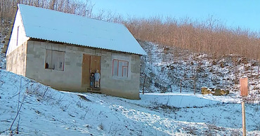 В селе Каларашского района нет школы, детсада и медпункта.