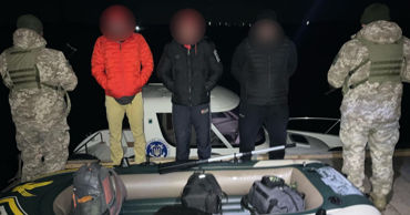 Trei ucraineni au încercat să ajungă în Transnistria cu o barcă de cauciuc pentru 21.000 de dolari