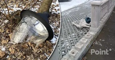 Un gard și mai multe corpuri de iluminat, vandalizate în Parcul Râșcani