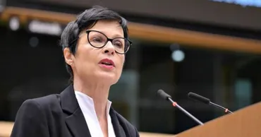 „Cea mai bună elevă”. Marta Kos laudă progresele Moldovei în parcursul european