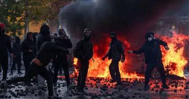 Более 200 человек пострадали в ходе протестов в Албании