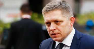 Премьер Словакии остается в тяжелом состоянии после очередной операции