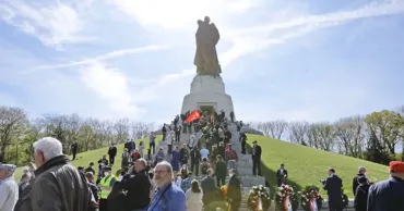 В Берлине 9 мая нельзя будет демонстрировать советские флаги
