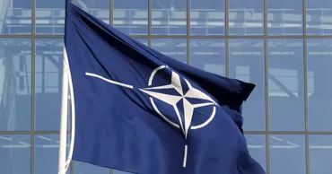 NATO își extinde rețeaua de conducte de carburanți spre est, inclusiv în România