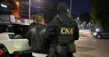 Автоинструктор из Кишинева обещал водительские права за €1700: его задержали