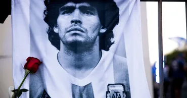 Moartea lui Maradona, „fulgerătoare”. Noua ipoteză prezentată în instanță