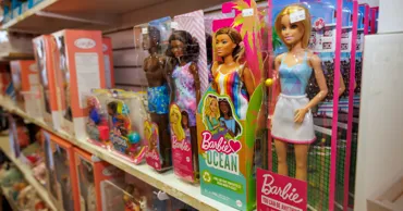 Куклы Barbie дорожают в США из-за пошлин на импорт из Китая
