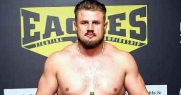 Дебют молдавского бойца Александра Романова в UFC вновь откладывается.