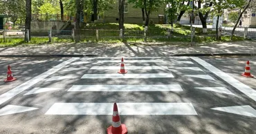На улицах Кишинёва началось обновление дорожной разметки