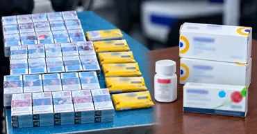 На границе изъяли препараты с предполагаемым психотропным эффектом и сигареты