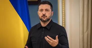 Зеленский: США просили Украину не наносить удары по Москве и Санкт-Петербургу