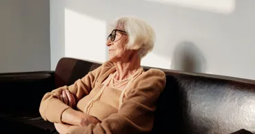 Studiu: Un obicei simplu ar putea încetini îmbătrânirea. Legătura cu rutina zilnică