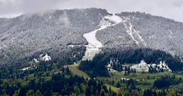 Record de temperaturi scăzute în România: În munți și în nordul țării a nins