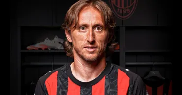 Luka Modrić a devenit jucător de fotbal la echipa italiană AC Milan