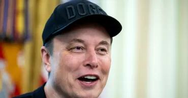 Zelenski îi acordă lui Elon Musk una dintre cele mai înalte distincții de stat