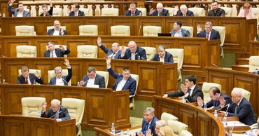 Парламент утвердил отставку председателя Высшей судебной палаты.