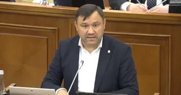 „Broasca n-are păr”: Replica lui Grădinaru în timpul unei dezbateri în Parlament