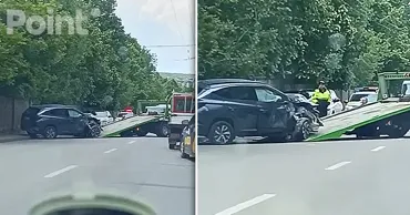 Accident grav la Chișinău: Un șofer și-a pierdut cunoștința și s-a izbit într-un gard