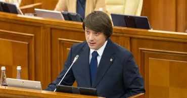Депутат Вершинин рассказал, почему отказался от фамилии Попович