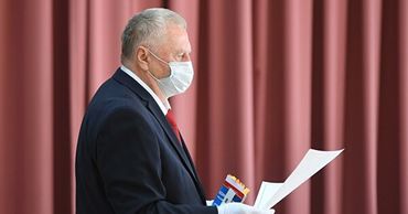 Жириновский считает, что выборы нужно проводить весной и в течение недели.
