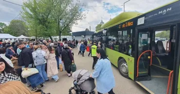 На Радоницу в столице кладбища посетили около 300 тысяч человек