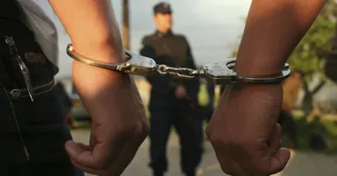 Обманули покупателей квартир в Сочи и прятались в Молдове: их отправили обратно в РФ