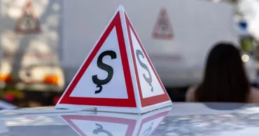 Majoritatea școlilor auto din Moldova ar putea să se închidă: Viitorii șoferi nu promovează examenele