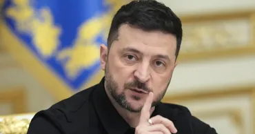 Зеленский о выводе войск из Донбасса: Мы не можем выйти со своей территории