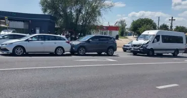 В Новоаненском районе произошло массовое ДТП с участием маршрутки