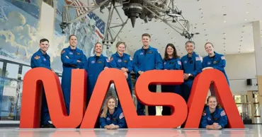 NASA a selectat 10 astronauți pentru zborurile către Lună și Marte