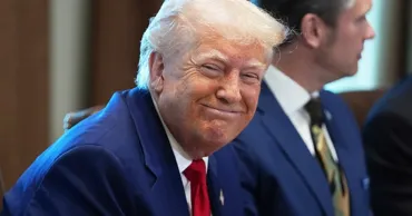 Трамп угрожает не предоставить помощь странам НАТО, если его об этом попросят