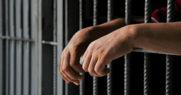 В тюрьмах Молдовы находятся 29 несовершеннолетних: альтернатива почти не работает