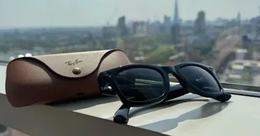 Новые умные очки Ray-Ban смогут распознавать лица окружающих