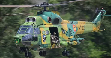 Армия Румынии подняла в воздух вертолет IAR 330 Puma при атаке дронов у границы