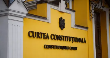 КС рассмотрит поправку «фон Хебеля» после заключения Венецианской комиссии